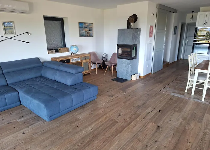 Balaton House